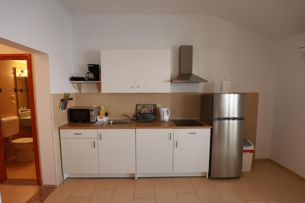 סווטי יוראי Accommodation Salvia מראה חיצוני תמונה