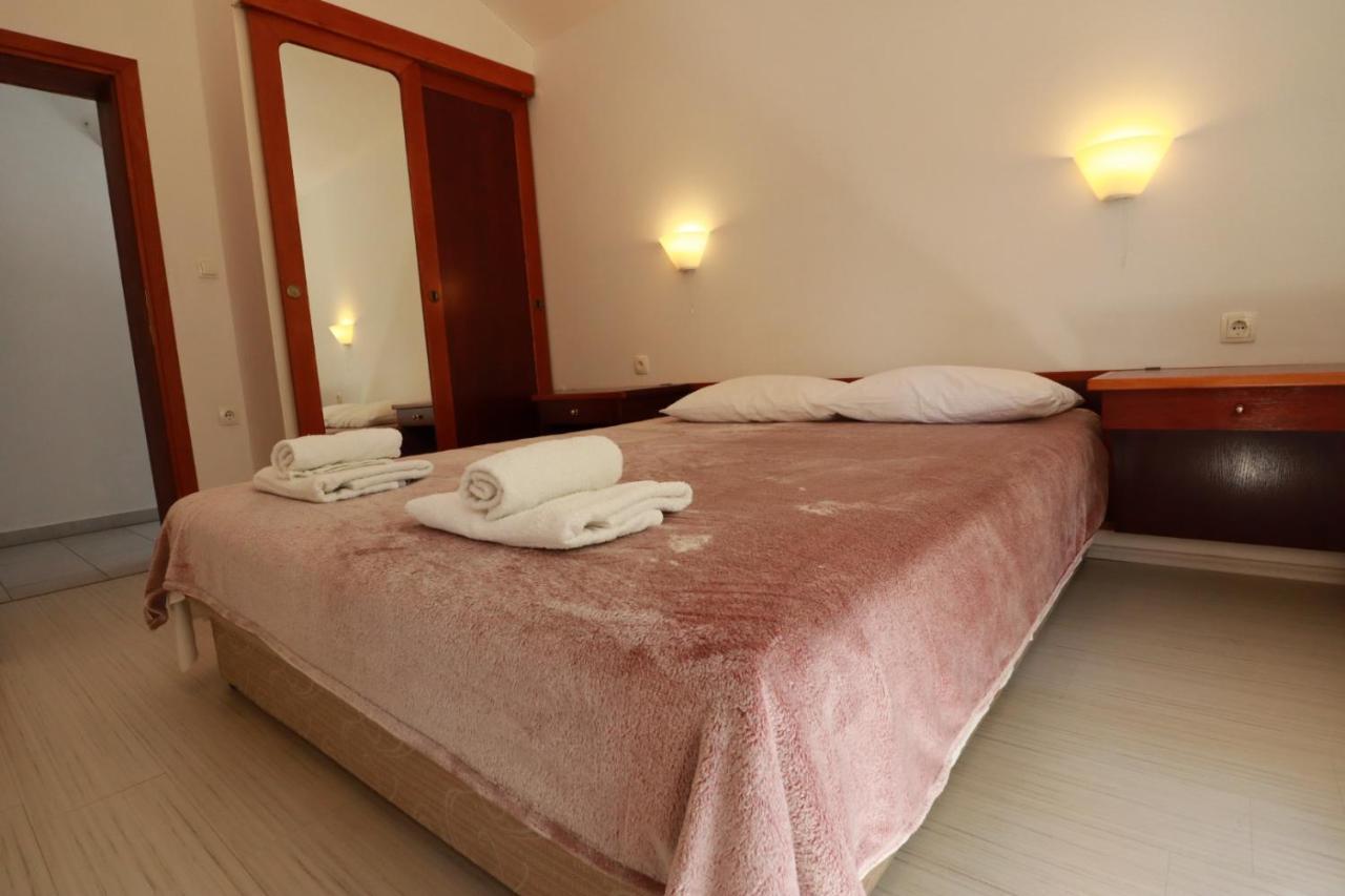 סווטי יוראי Accommodation Salvia מראה חיצוני תמונה