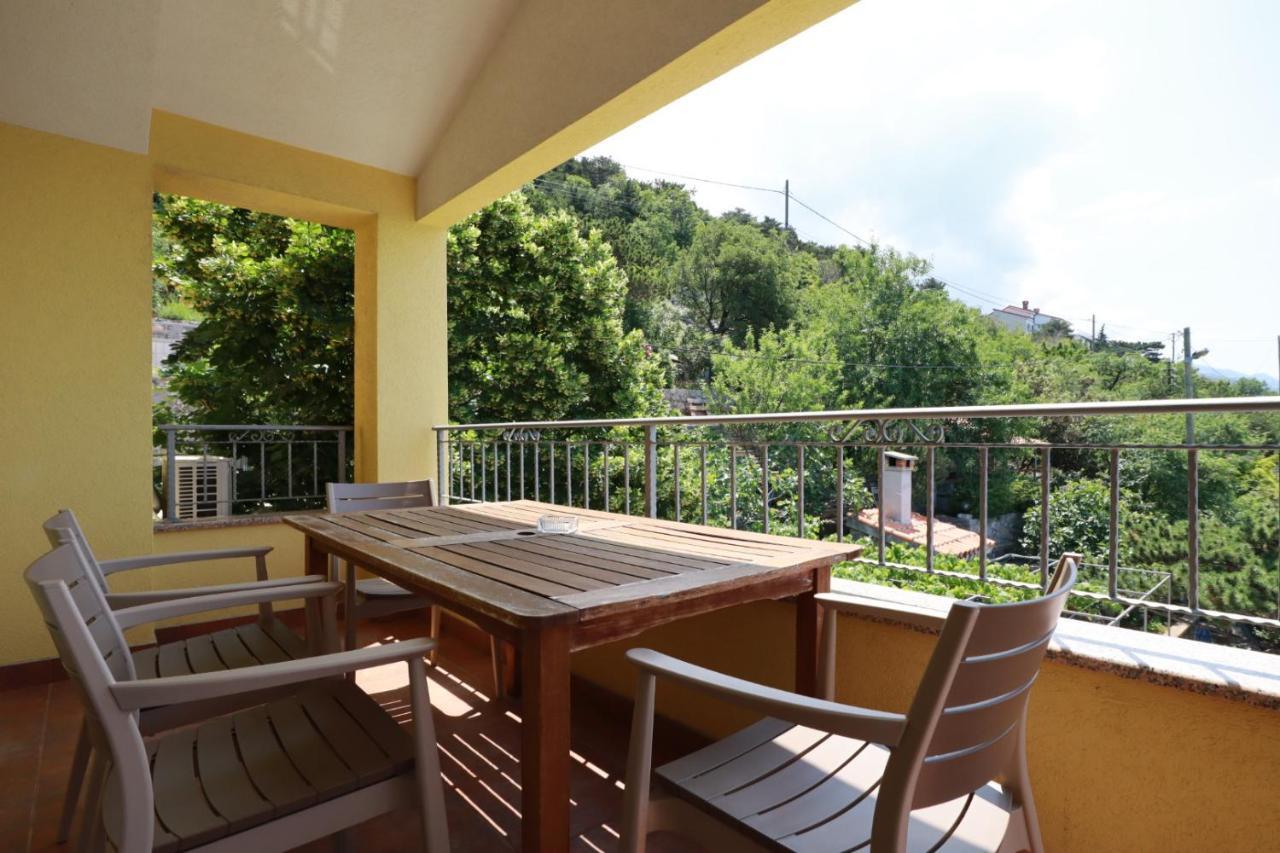 סווטי יוראי Accommodation Salvia מראה חיצוני תמונה