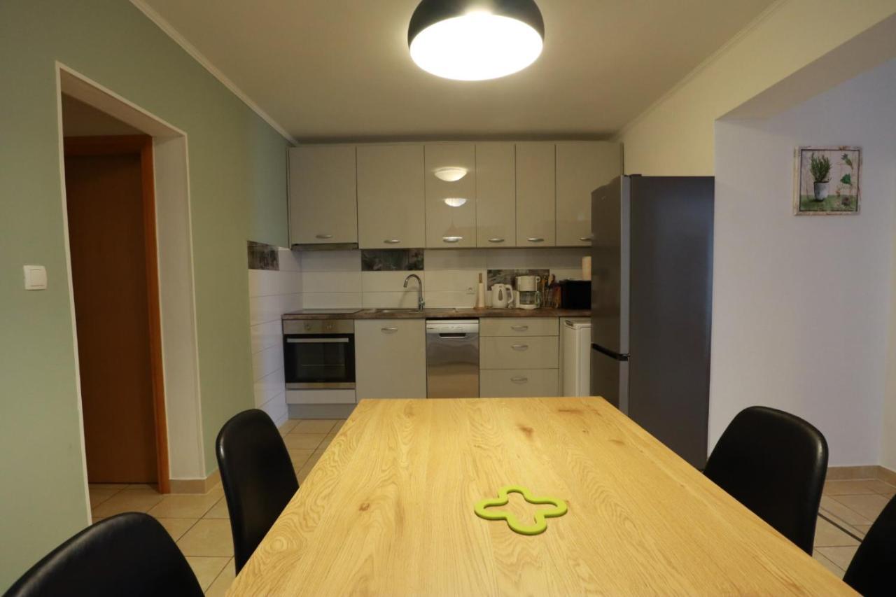 סווטי יוראי Accommodation Salvia מראה חיצוני תמונה